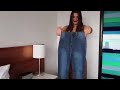 Hostal Girl Dress Change