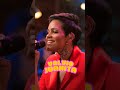 "Didi Hernández revive Volvió Juanita en un homenaje inolvidable a Milly Quezada 🎤🌟"