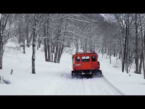 絶景満載！秋田新玉川温泉の冬、雪上車で冒険の旅へ！