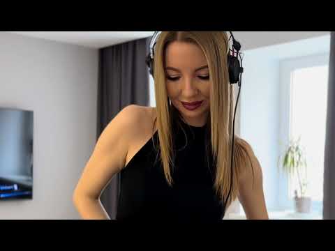 Live DJ Set 2025 by MILANA [Melodic Techno & Progressive House]