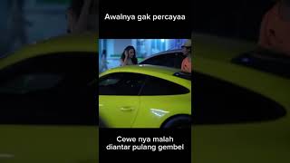 Download lagu Awalnya gak percaya, cewenya malah diantar pulang gembel. mp3