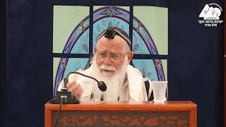 מה הדין אם טעה ושכח לומר בכת השנים | הרב אליקים לבנון | הלכות ברכת השנים (ישיבת ברכת יוסף - אלון מורה) - התמונה מוצגת ישירות מתוך אתר האינטרנט יוטיוב. זכויות היוצרים בתמונה שייכות ליוצרה. קישור קרדיט למקור התוכן נמצא בתוך דף הסרטון