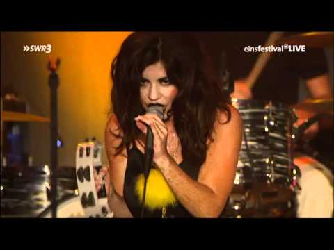 (HD 1080) Marina and the Diamonds - Shampain (SWR3 Concert 23/09/2010) 10