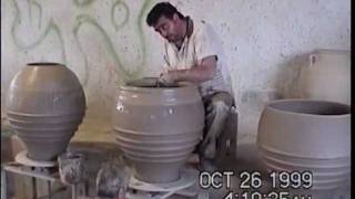 preview picture of video 'Crete Pottery 05 (Beehive Pot)'