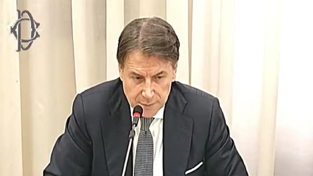 Covid, Conte cita De André: Dispensate buoni consigli perché non potete dare cattivo esempio