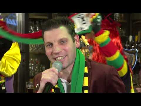 Vastelaovescafé: Twieë Half Um