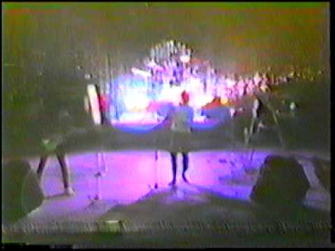 FUZZ-EN BUSCA DEL SOL EN TEATRO BAMBALINAS 27-12-1986