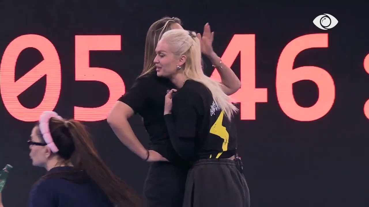 “Edhe pak se u rrëzove”/ Danja ngacmon Loredanën dhe G Banin