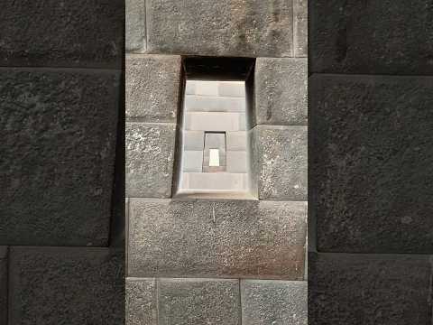 A perfeita simetria arquitetônica do templo de Qorikancha, em Cuzco 🌌📐