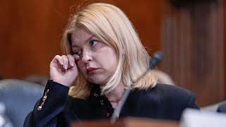 Hat Ukraines Botschafterin Wein gestohlen? Was hinter dem viralen Video steckt