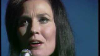 Loretta Lynn - Ten Thousand Angels