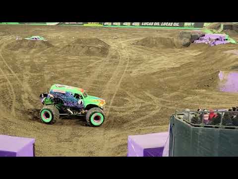 @AdamAnderson_GD  #freestyle from @MonsterJam Superstar Challenge in Anaheim 11/11/23