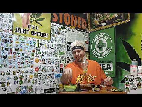 medical marijuana monday: dosi-cake review= 9.2/10 Halloween 2022