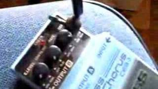 Video thumbnail for Demo of a vintage electro Harmonix Hot Foot pedal. by bongo666