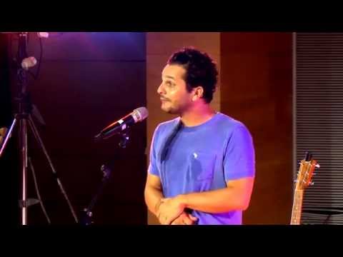 מיקי גבע בהופעה - 2014