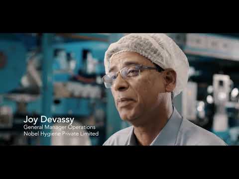 Nonwoven teddy newborn pant