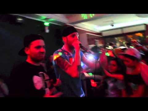 Clementino ft. Rametto O' Mare e O' Sole live at Drink House Polvica