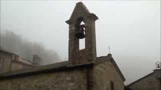 preview picture of video 'Le campane di Chiusi della Verna (AR) - Chiesa di S. Maria degli Angeli (La Verna)'