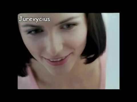 Zewa Deluxe, acum, mai fina ca oricand (reclama, septembrie 2006)