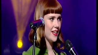 Kate Nash Kiss that girl GMTV