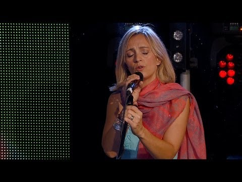 Cara Dillon - The Hill Of Thieves