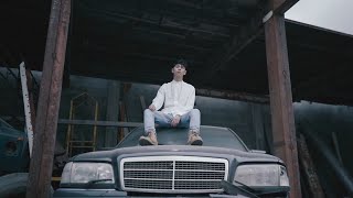 Te Vi en el Barrio Pero de Lejos Fue Raro y O.O Music Video