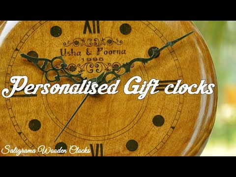 Natural wood valentine''s gift clock