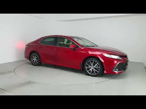 Toyota Camry 2 2.5 Camry Hybrid Platinum Edition - Image 2