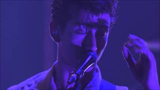 Arctic Monkeys - Fluorescent Adolescent - Live @ iTunes Festival 2013 - HD