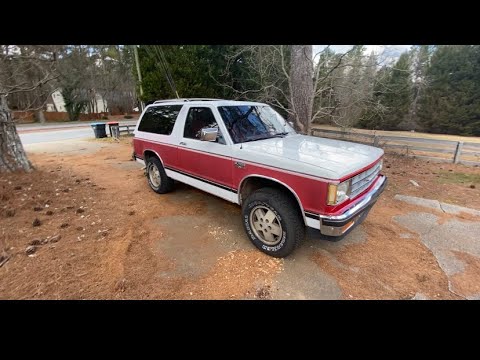 1988 Chevrolet S10 Blazer tour and test drive | Holy rattles!