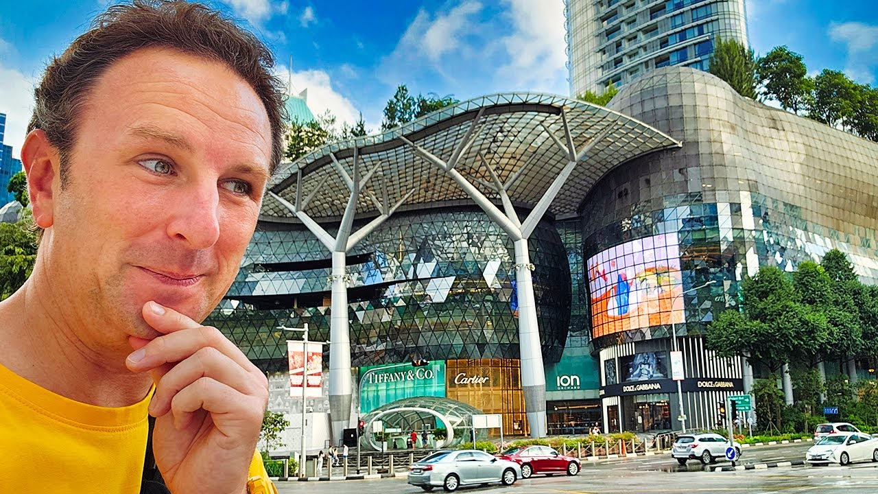 Experience the ultimate shopping spree at Orchard Road, Singapore's premier tourist hotspot!