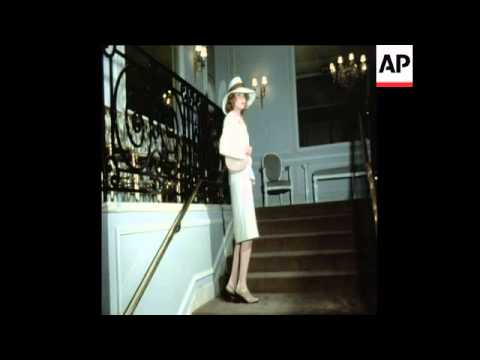 SYND 27/01/71 SPRING AND SUMMER COLLECTION SHOWN BY CHRISTIAN DIOR IN PARIS