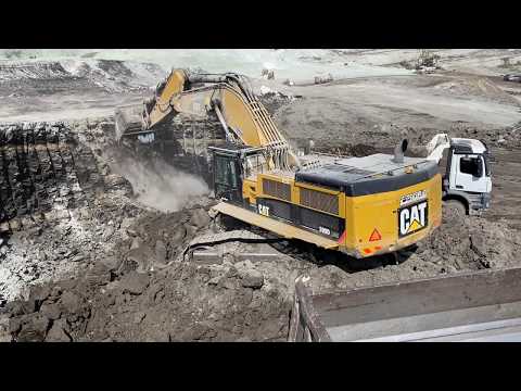 Caterpillar 390D Excavator Loading Mercedes Arocs 4142 - Pyramis Ate