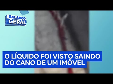 Líquido vermelho em rua de Francisco Morato preocupa moradores