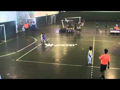 gol de Davi... De loooooonge!