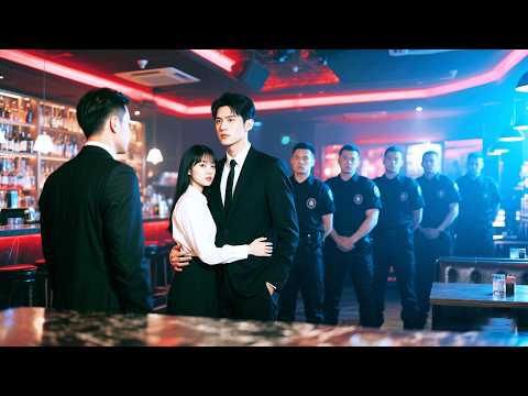 Reborn, I dumped the jerk and stayed with the cold CEO who loves me, now spoiled by his gentle care!