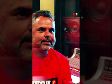 Juan Magan x Deorro x MAKJ – Muñequita Linda feat. YFN Lucci (Video Vertical)