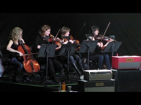 Pearl Jam: Lukin [HD] 2010-05-20 - New York, NY