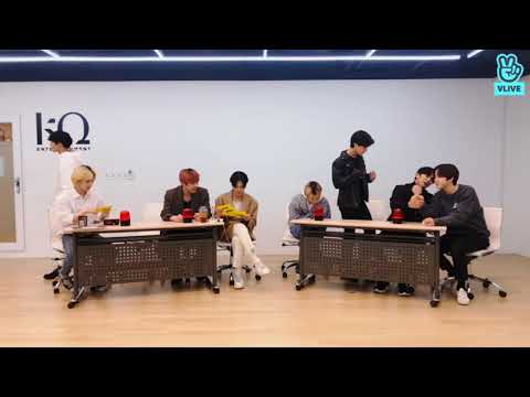 [ENG SUB] ATEEZ VLIVE 20200429 - Initial Consonant Game With ATEEZ🙆‍♂️