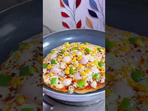 मैदा चा पिझ्झा नसल खायचा तर गव्हाच्या पीठ पासून बनवलेला पिज़्ज़ा खा #easyrecipe #pizza
