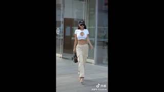 【巨乳】【巨尻】ボンキュッボンの不二子ちゃんBODY！ボインボイン美女！！！-Sexy Dance-83 #Shorts