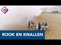 Paarden en ruiters oefenen op Scheveningse strand voor Prinsjesdag - OMROEP WEST