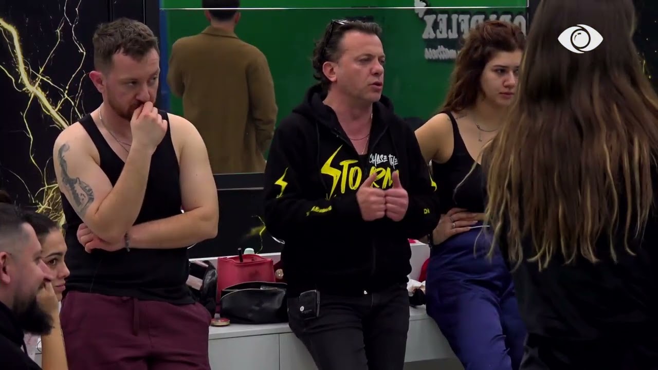 “Nuk do bëjmë hetuesi”/ Laerti diskuton me banorët për rrëmujën