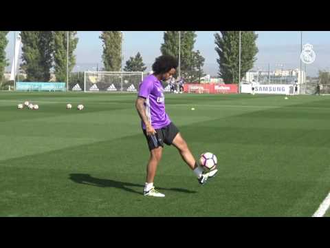 Kick-ups, Marcelo style!