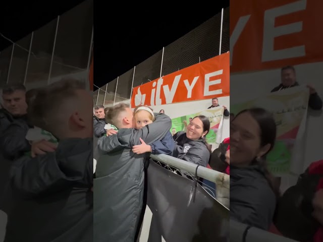 Vídeo relacionado con Elche Futbol Hombre Divertido Idea Regalo Seguidor Camiseta
