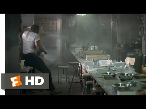 アメリカン・ギャングスター (8/11) Movie CLIP - Heroin House Raid (2007) HD (American Gangster (8/11) Movie CLIP - Heroin House Raid (2007) HD)