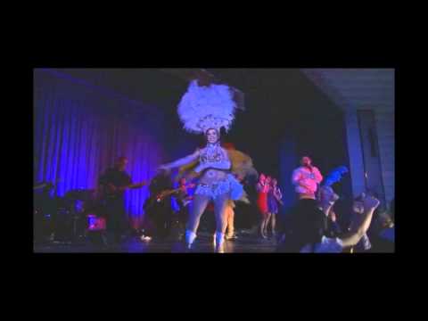 Indonesians meet Brazillians - Ronnie Sianturi in Toronto - Kopi Dangdut