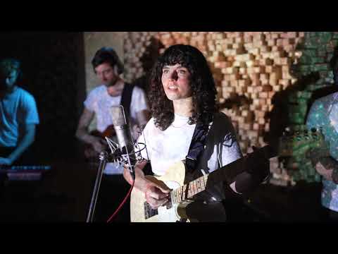 Hattie Whitehead - Read My Mind (Live at The Premises)