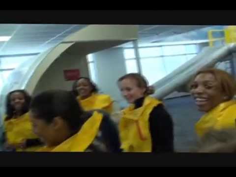 AirTran Flight Attendant Training - Ditching the plane in water
