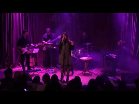 01 - Andrea Bela - Enseñame a vivir